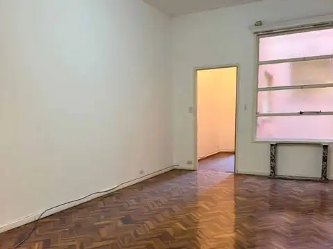 BELGRANO, AVDA. 1200