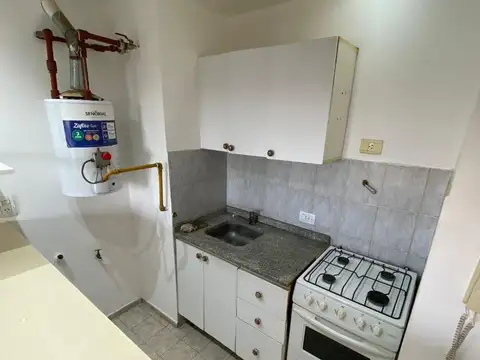 Departamento en Alquiler en Alberdi, $ 550.000