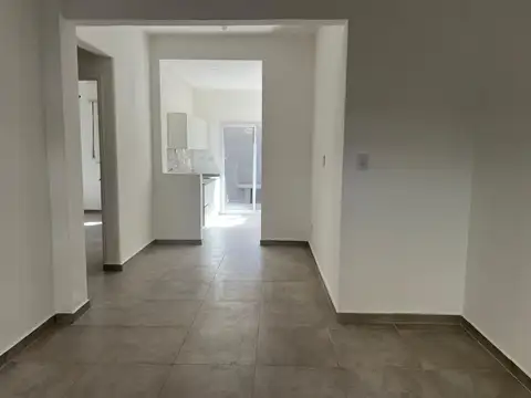 Depto Tipo Casa en Venta en Villa del Parque, USD 129.500