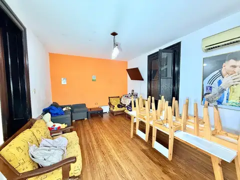 Depto Tipo Casa en Venta de 5 ambientes