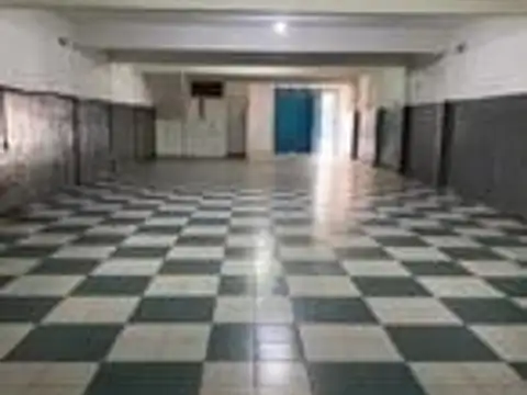 Local en venta más 3 deptos 3 ambientes block