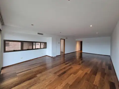 Hipolito Yrigoyen 592 , Piso 8