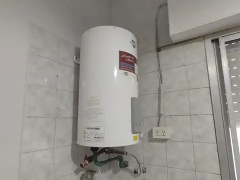 Depto Tipo Casa 2 ambientes con 1 baño