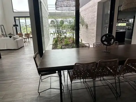Casa en Venta al Sureste