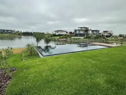 Casa en Venta en Virazon al agua