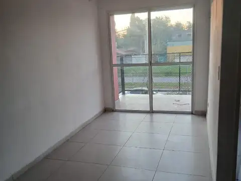 ALQUILER DEPARTAMENTO 2 AMBIENTES EN LA REJA CENTRO MORENO