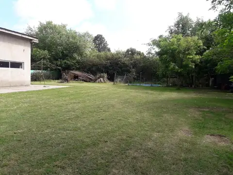 Amplia propiedad sobre Lote de 37x41 Gral Rodrígue Km 44