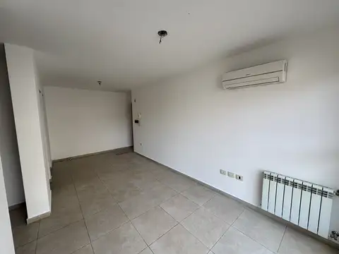 Departamento en Alquiler en General Paz, $ 690.000