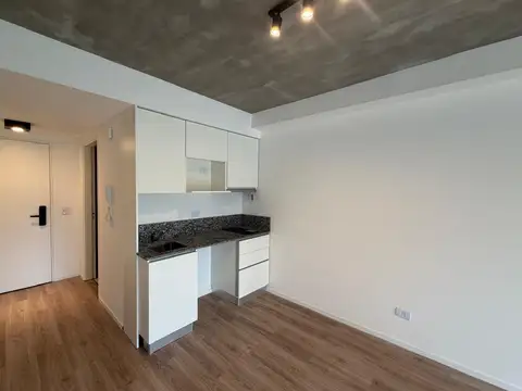 Departamento en Alquiler en Colegiales, $ 780.000