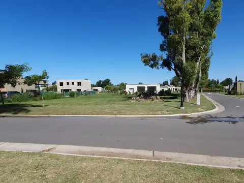 Terreno en Venta en Pilar del Este - Santa Emilia, USD 50.000