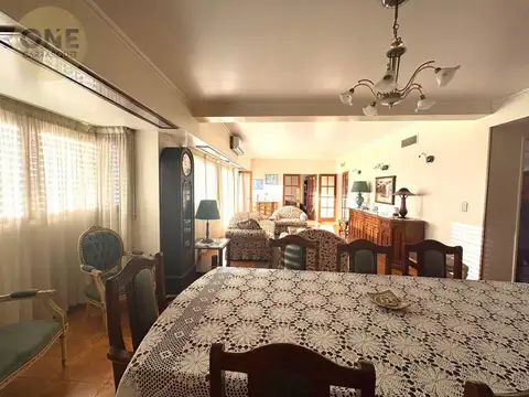 Departamento en Venta con 2 cocheras