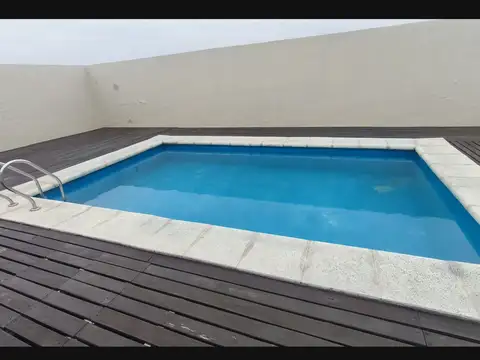 SE VENDE DPTO UN DORMITORIO  LUMINOSO CON PISCINA