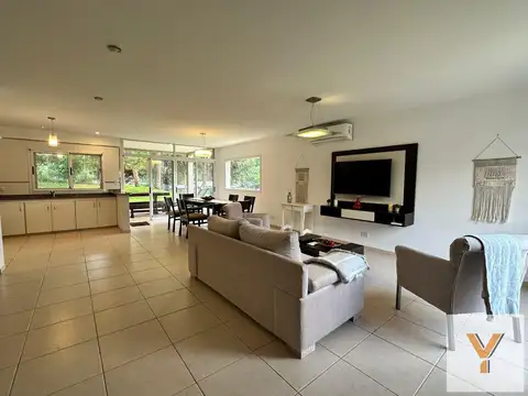 Casa en Venta en Costa Esmeralda, USD 250.000