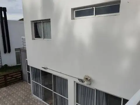 ALQUILER DE CATEGORIA CASA -RUMENCO