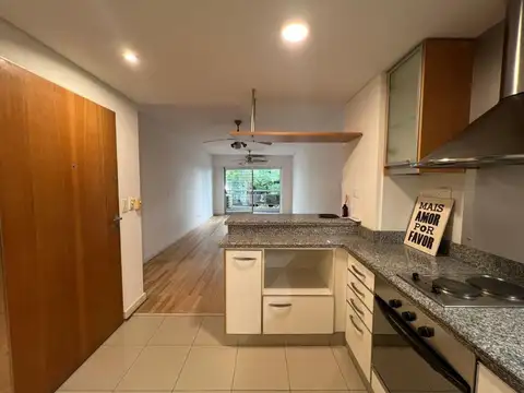 Raúl Scalabrini Ortiz 2700, Piso 1