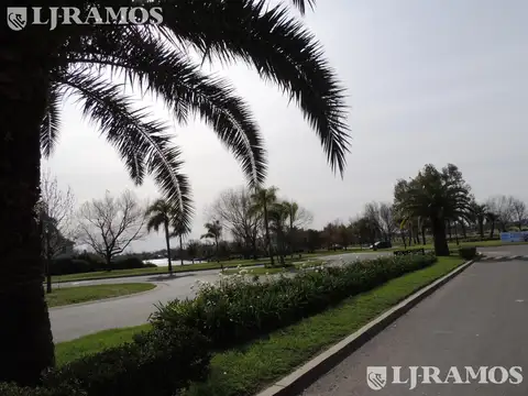 Terreno en Venta de 817,0 m2