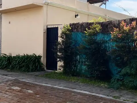 CORRIENTES AL  2100- BELLA VISTA