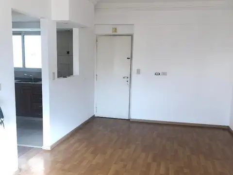 Hermoso y amplio departamento 2 amb al frente, Lanusita