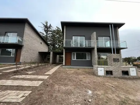 Duplex En Venta Barrio Golf Sierra De La Ventana