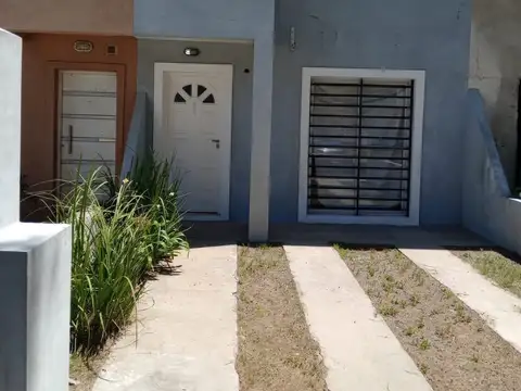 ALQUILER DUPLEX 3 AMBIENTES - GRAND BOURG MALVINAS ARGENTINAS