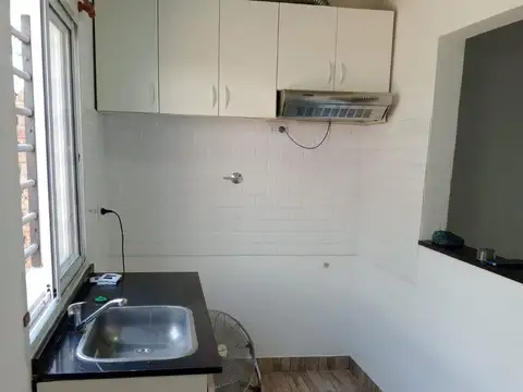 Departamento en Alquiler en Grand Bourg, $ 800.000