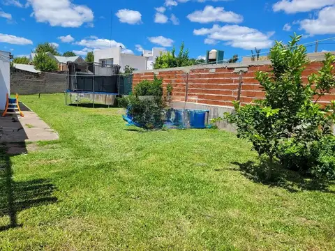 Casa en Alquiler de 4 dormitorios