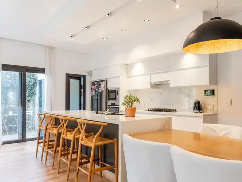 Casa en Venta en Acassuso, USD 670.000