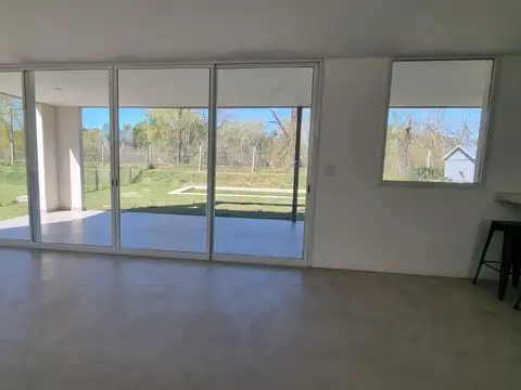 Casa en Alquiler de 3 dormitorios