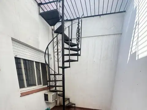 Virrey Liniers 705. Villa Sarmiento