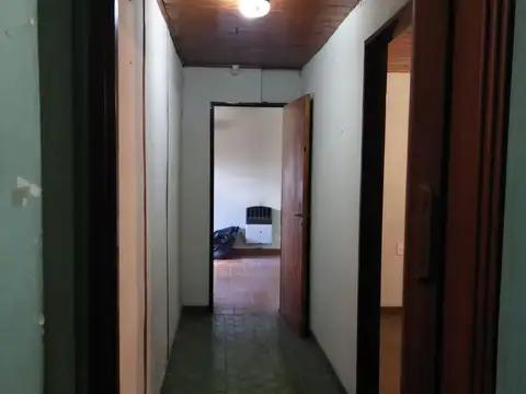 Casa en venta a refaccionar Garin FINANCIACIÓN 