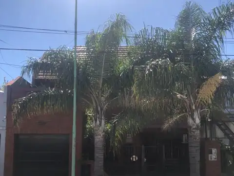 VENTA CASA 3 DORMITORIOS PILETA