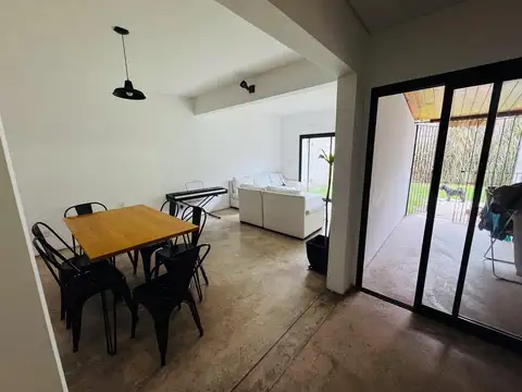 Casa Venta Bella Vista 2 3 amb jardin PERMUTA