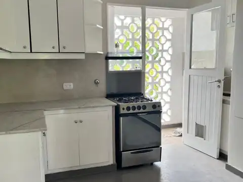 Departamento 4 ambientes con 3 baños