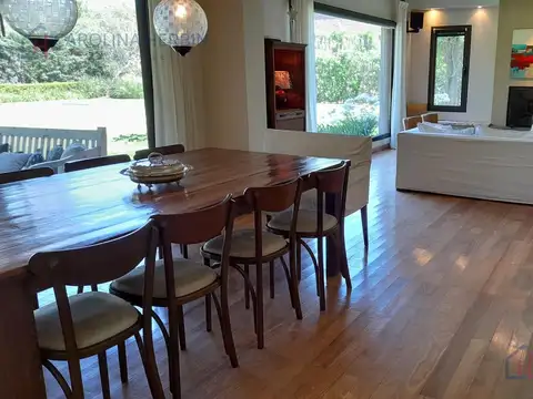 Casa en Alquiler Temporal en Bella Vista, USD 3.500