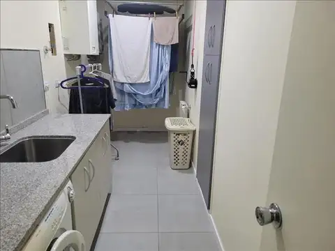 Casa en venta - 3 Dormitorios 2 Baños - Oficinas - Cochera - 416Mts2 - Saladillo