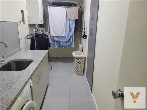 Casa en venta - 3 Dormitorios 2 Baños - Oficinas - Cochera - 416Mts2 - Saladillo