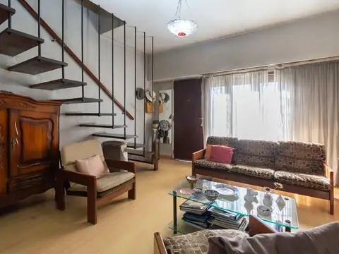 Depto Tipo Casa en Venta en Martínez, USD 138.000