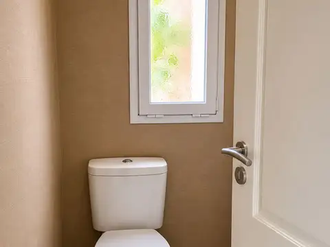 Casa en Alquiler al Este