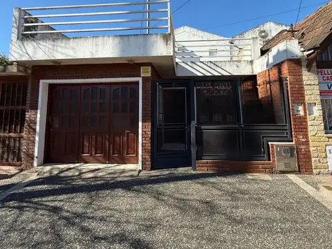 CASA EN VENTA EN PERGAMINO