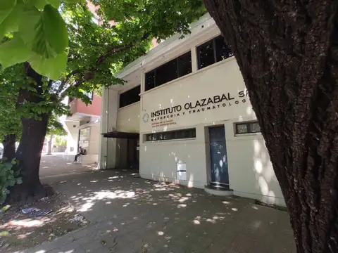 Edificio en Venta en La Plata apto institución - clínica - oficinas