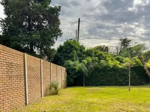 Terreno en Venta en Villa Gobernador Udaondo, USD 65.000