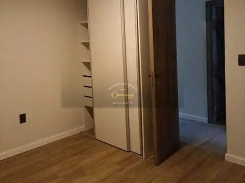 Depto Tipo Casa 5 ambientes con 2 baños