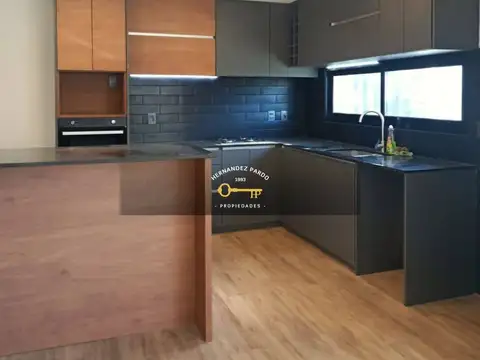 Depto Tipo Casa en Venta de 4 dormitorios