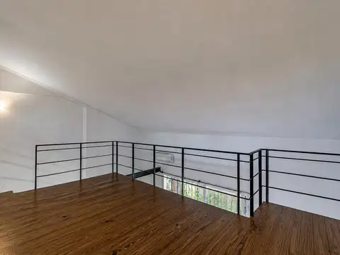 Casa 7 ambientes con 4 baños