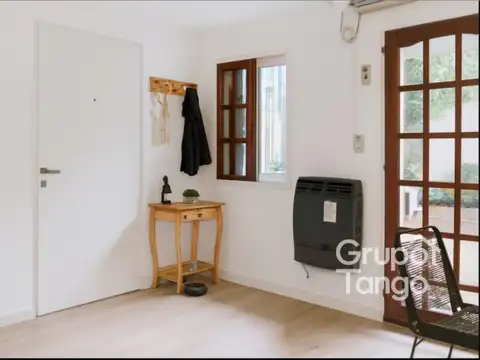 Depto Tipo Casa 3 ambientes con 2 baños