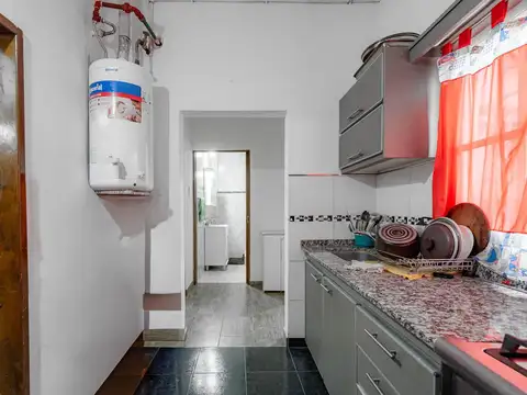 PH en venta de 3 ambientes en Tapiales