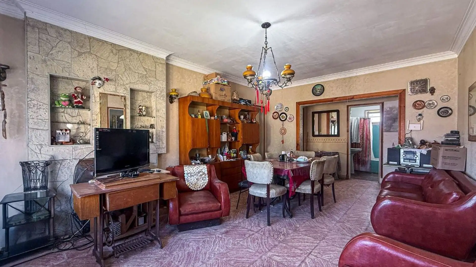 Venta casa 3 ambientes en Las Avenidas con jardín