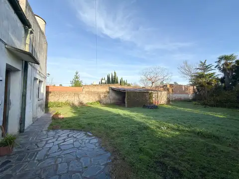 VENTA CASA MAS LOCAL EN MARIA IGNACIA VELA