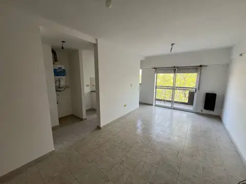 Monoambiente en alquiler con balcón
