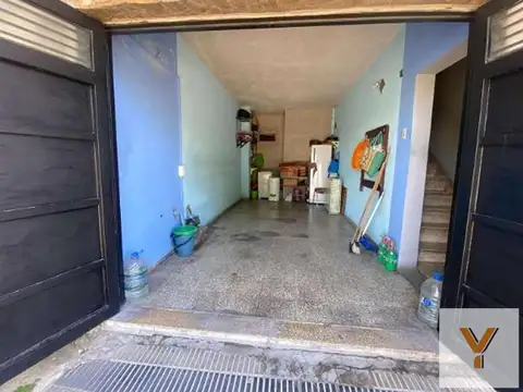 Depto Tipo Casa en Venta con 1 cocheras